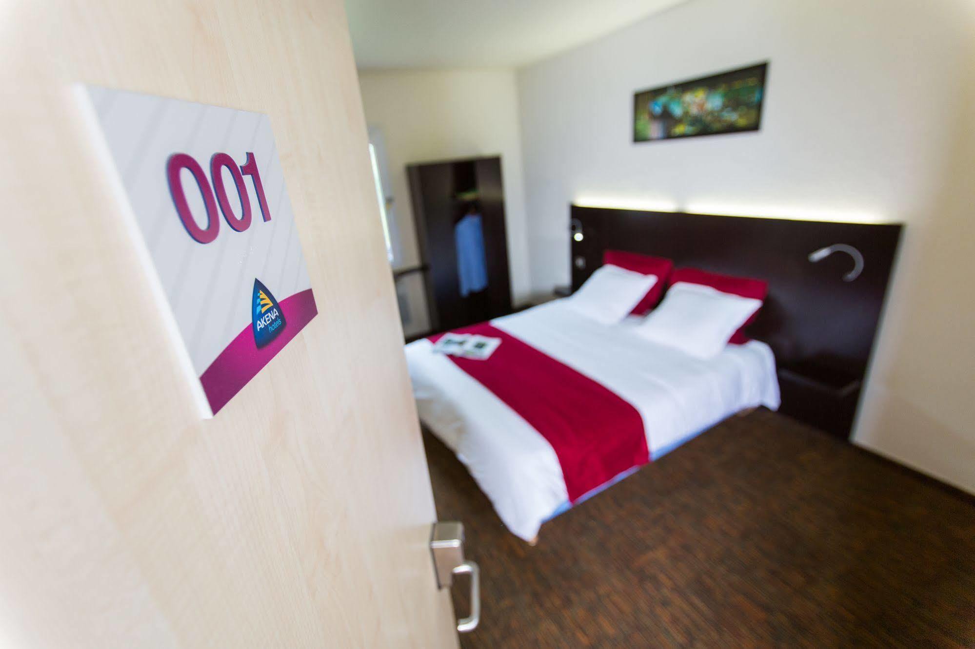 Hotel Akena Creil - Clermont Agnetz Eksteriør billede