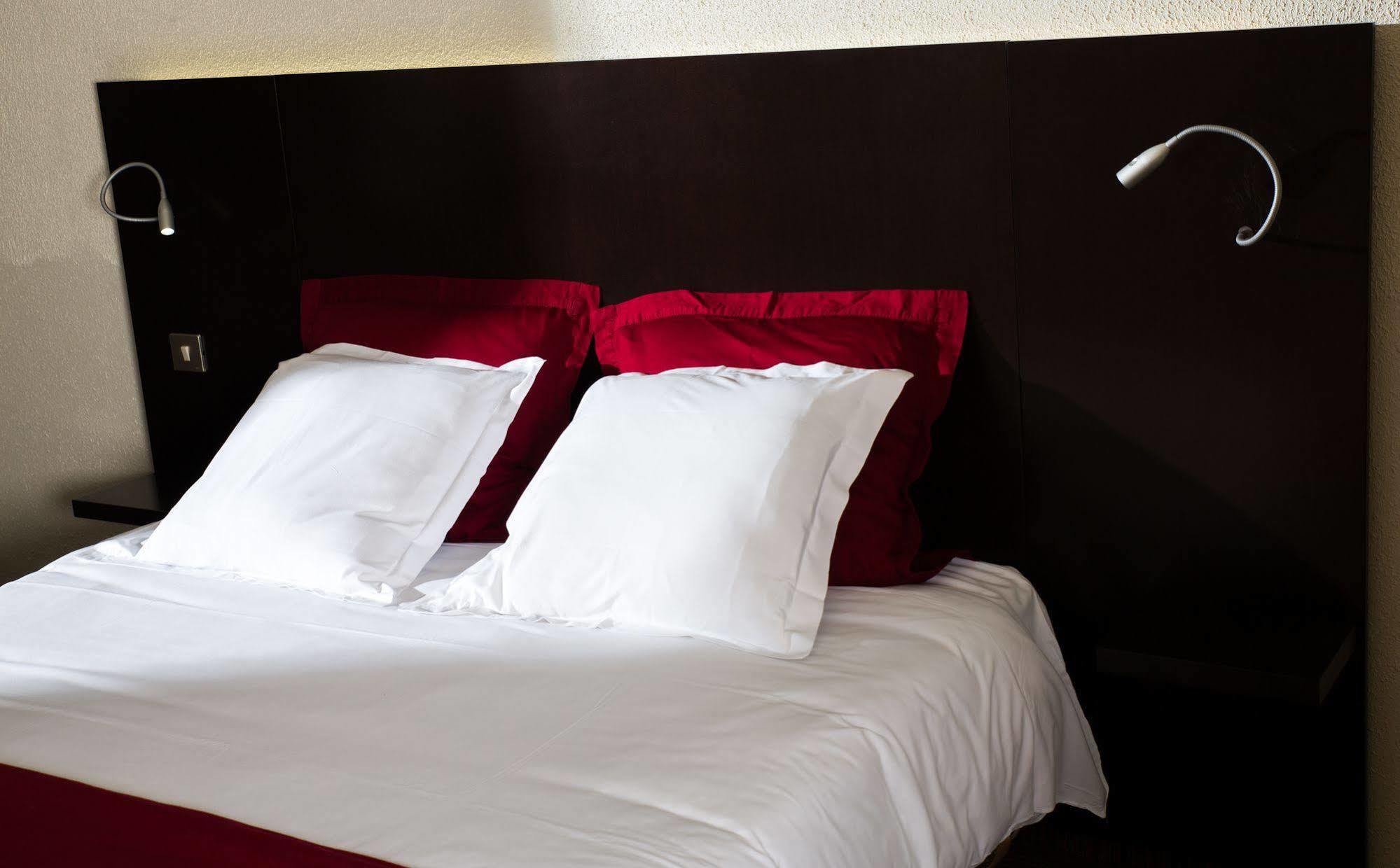 Hotel Akena Creil - Clermont Agnetz Eksteriør billede